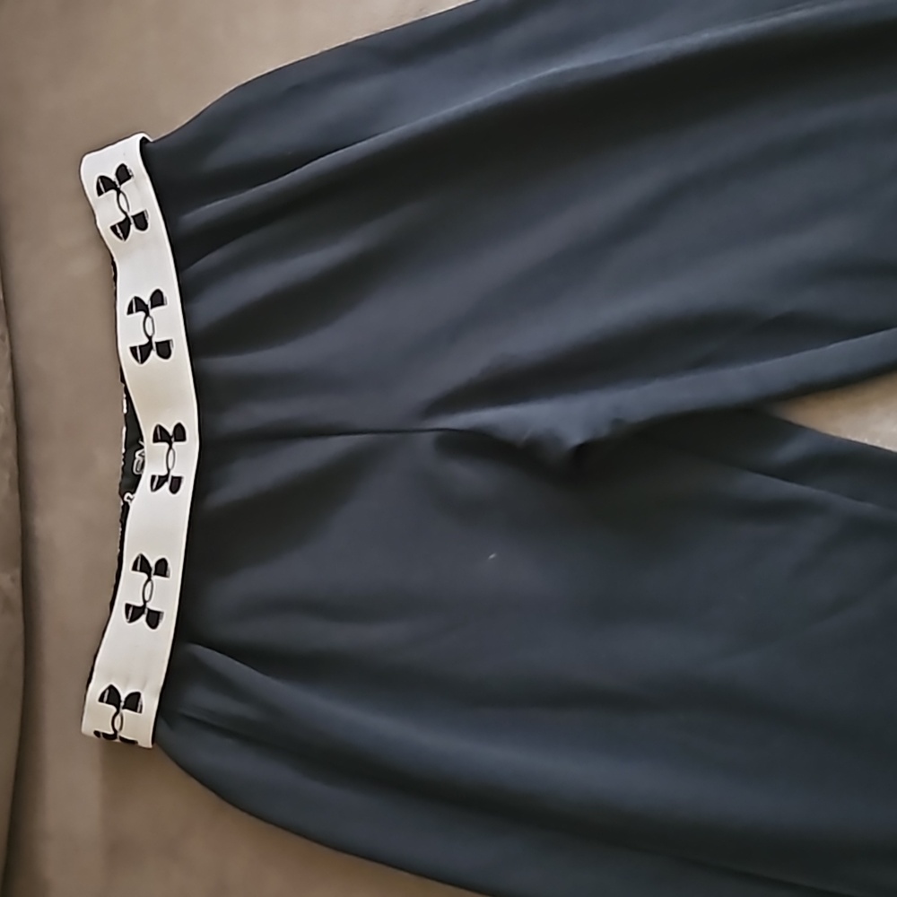 Under armor pants
